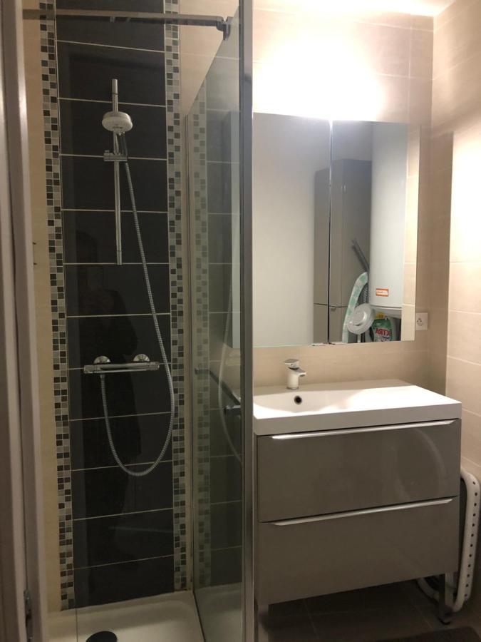 Courcyx : Appartement En Hyper-Centre ! Конкарно Экстерьер фото